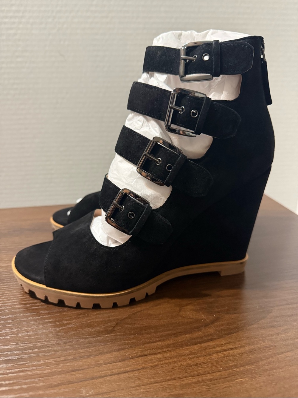 New! Paolo Black Suede Multi-Buckle Wedge Sandals Size 10 - Picture 3 of 8